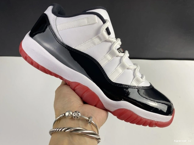 AV2187-160 Jordan Air 11 Bred Retro Low Concord 1117